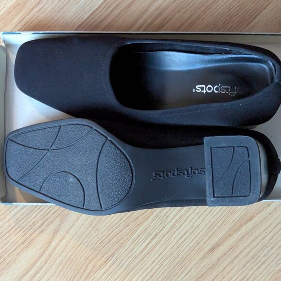 VTG Black Wedge Pumps - Picture 9 of 11